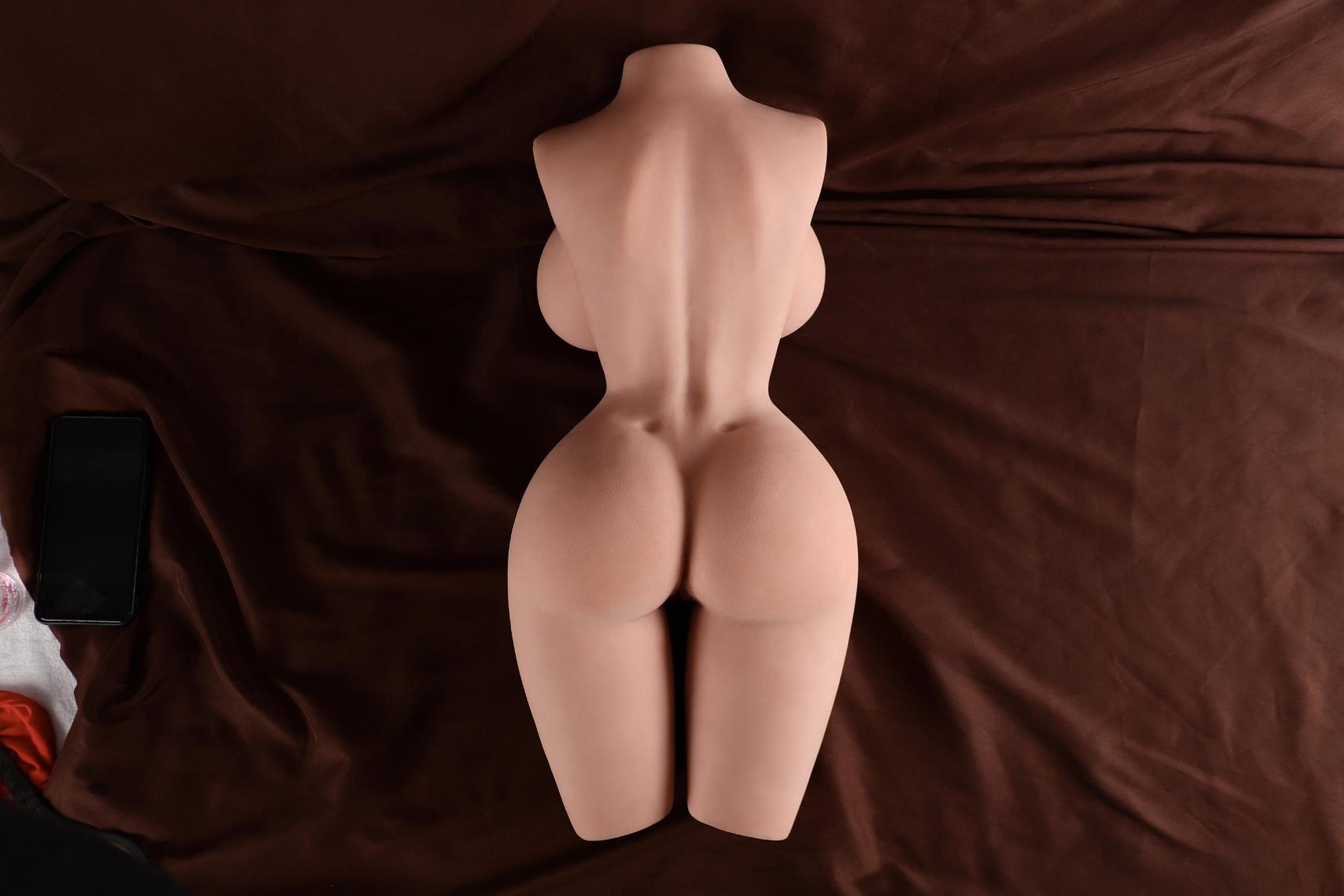 soft-touch demonstration of 9.5kg curvy torso sex doll showing flexibility and feel